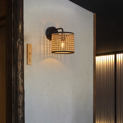 Modern Rattan Weaving Drum 1-Light Wall Sconce Lamp