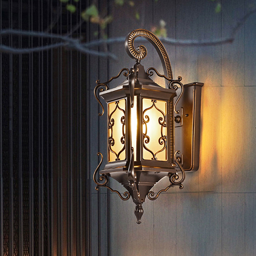 Lámpara de Aplique de Pared a Prueba de Agua de 1 Luz para Exteriores de Estilo Palacio Europeo 