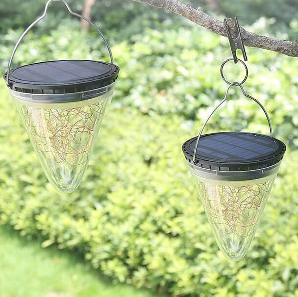 Lumière de jardin décorative étanche en forme de cône solaire 