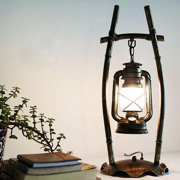 Lampe de Table Vintage Antique à Kérosène en Fer et Verre à 1 Lumière 