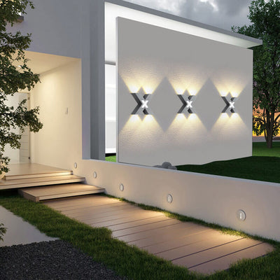 Lampe murale extérieure moderne étanche en forme de X à LED 4 lumières 