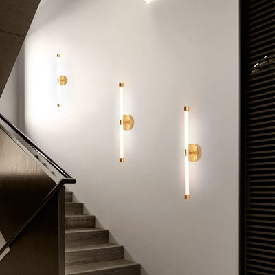 مصباح حائط LED بأنبوب أكريليك حديث بتصميم بسيط 