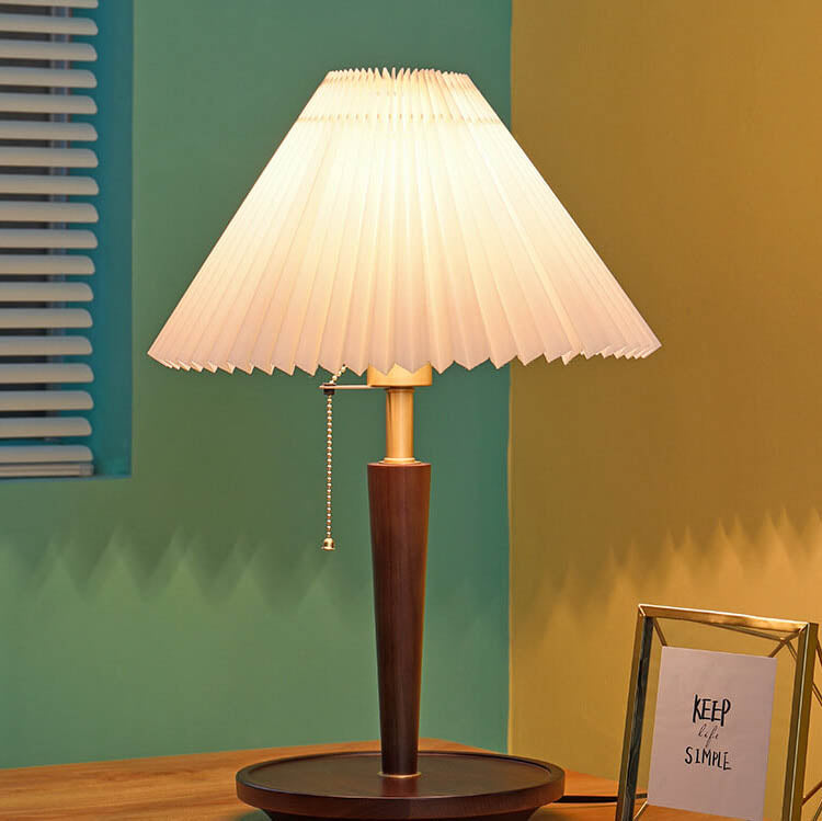 Retro Plissierter Zugschalter 1-Licht Tischlampe 