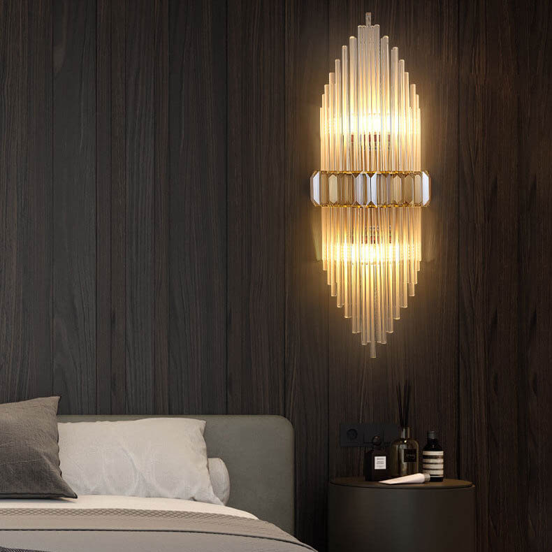 Moderne Wandleuchte mit zwei Lichtern aus Messing und Kristall, Röhrenform 