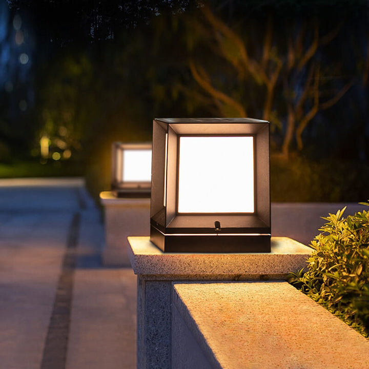Lámpara LED solar cuadrada de ABS y acrílico de estilo industrial contemporáneo, impermeable, para césped, valla y patio exterior 