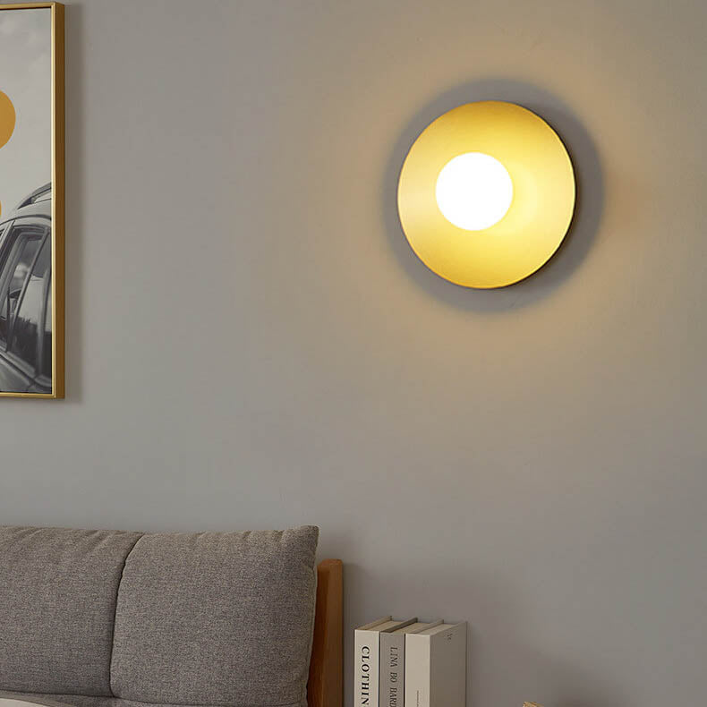 Modern Round Ball Brass Base Chassis 1-Light Wall Sconce Lamp