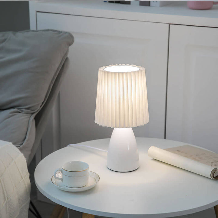 Nordic Vintage Plissee-Schirm Glasfuß 1-Licht Tischlampe 