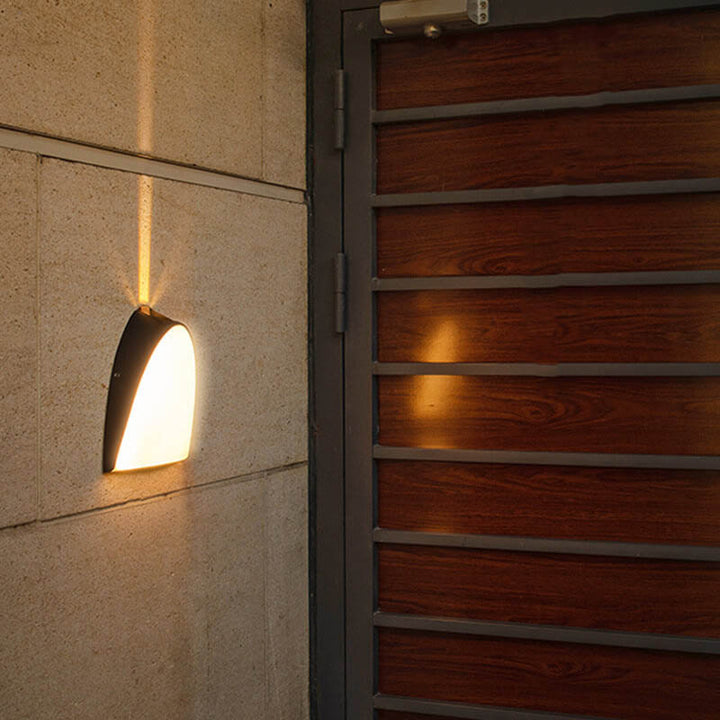 Applique murale LED étanche en triangle simple pour l&