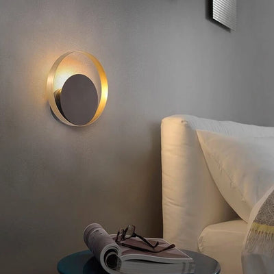 Nordic Minimalist Round Metal 1-Light LED Wall Sconce Lamp