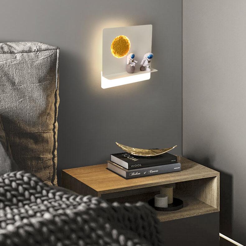 Creative Astronaut Resin Acrylic 1-Light LED Circle Wall Sconce Lamp