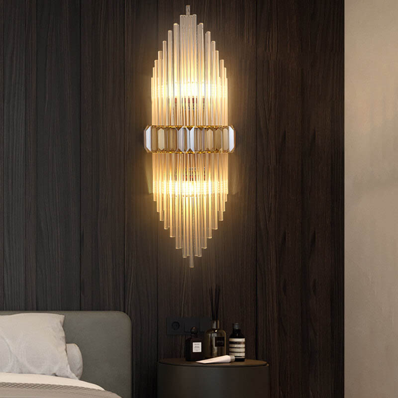 Moderne Wandleuchte mit zwei Lichtern aus Messing und Kristall, Röhrenform 
