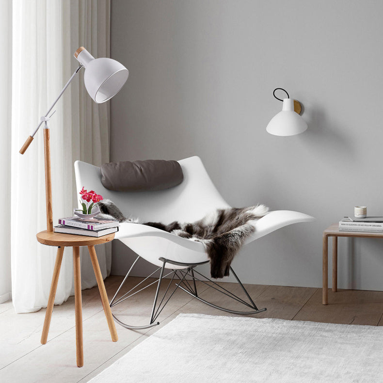 Industrielle Eisen-Schattierung Holzregal 1-Licht Stehlampe 