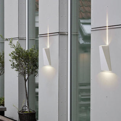Applique Murale à 2 Lumières LED Étanche pour Extérieur en Forme de Trapèze Simple 