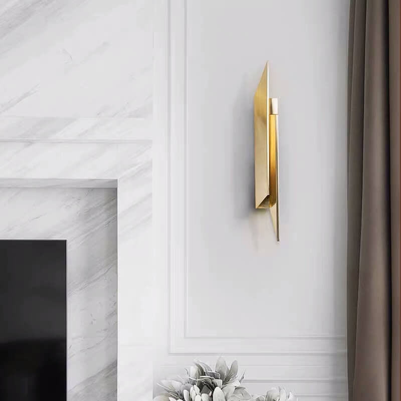 Modern Minimalist Golden Geometric 1-Light Wall Sconce Lamp