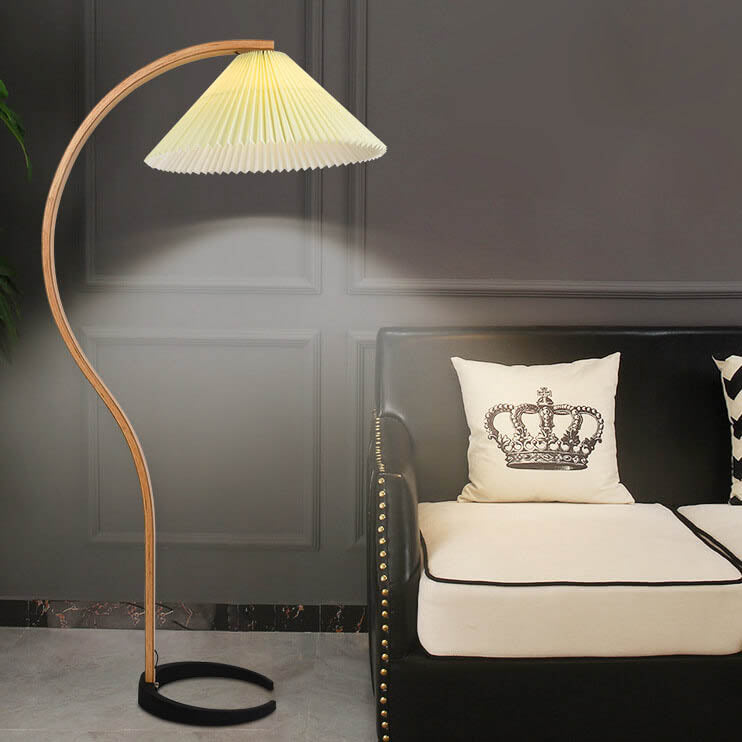 Vintage Wood Pleated Shade 1-Light Standing Floor Lamp