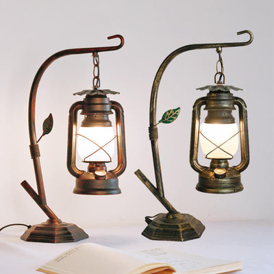 Vintage Antique Kerosene Lamp 1-Light Table Lamp