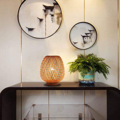 Moderne dekorative Tischlampe aus Bambusgeflecht, rund, 1-flammig 
