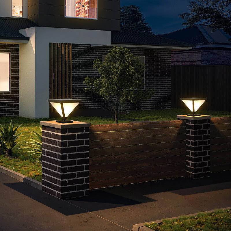 Simple Triangle LED Solar Outdoor Waterproof Lawn Fence Lamp