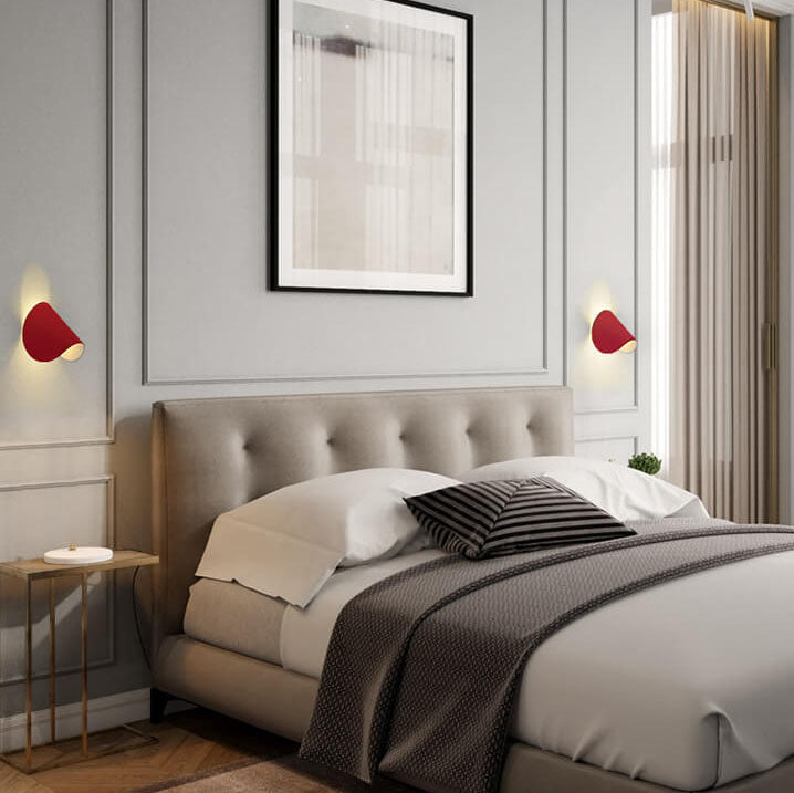 Simplicity Bend Metal 1-Light Wall Sconce Lamp