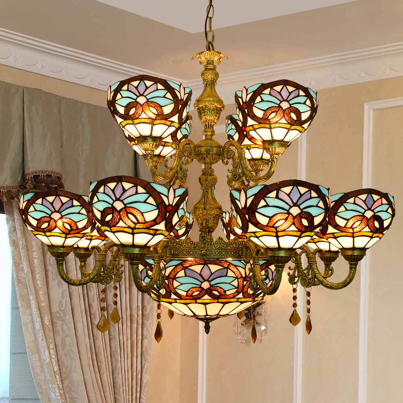 Chandelier européen style Tiffany amour baroque en verre teinté à 15 lumières 