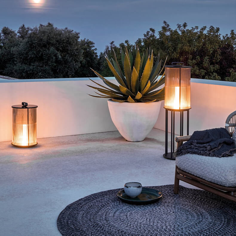 Lámpara de piso para jardín impermeable LED de columna de vidrio de acero inoxidable moderna 