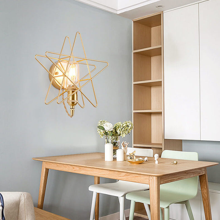Einfache goldene Pentagramm-Eisen-Wandleuchte mit 1 Licht 