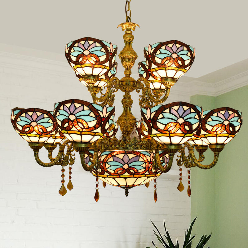 Chandelier européen style Tiffany amour baroque en verre teinté à 15 lumières 