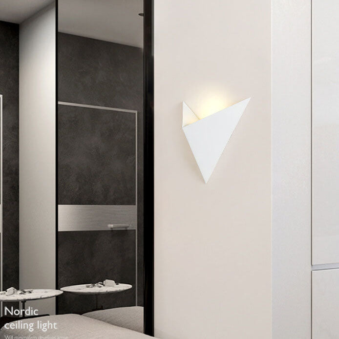 Nordic Minimalist Triangle Iron LED Wall Sconce Lamp