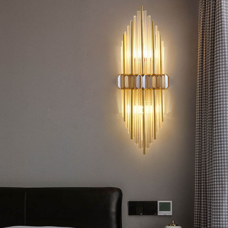 Moderne Wandleuchte mit zwei Lichtern aus Messing und Kristall, Röhrenform 