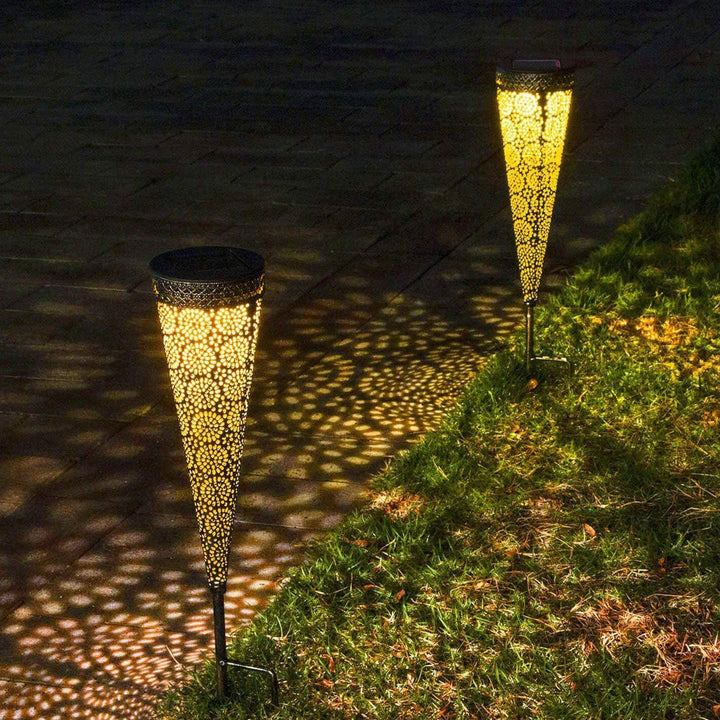 Lampe solaire LED creuse et conique en Bronze, luminaire décoratif d'extérieur, idéal pour un jardin, une pelouse ou un sentier 