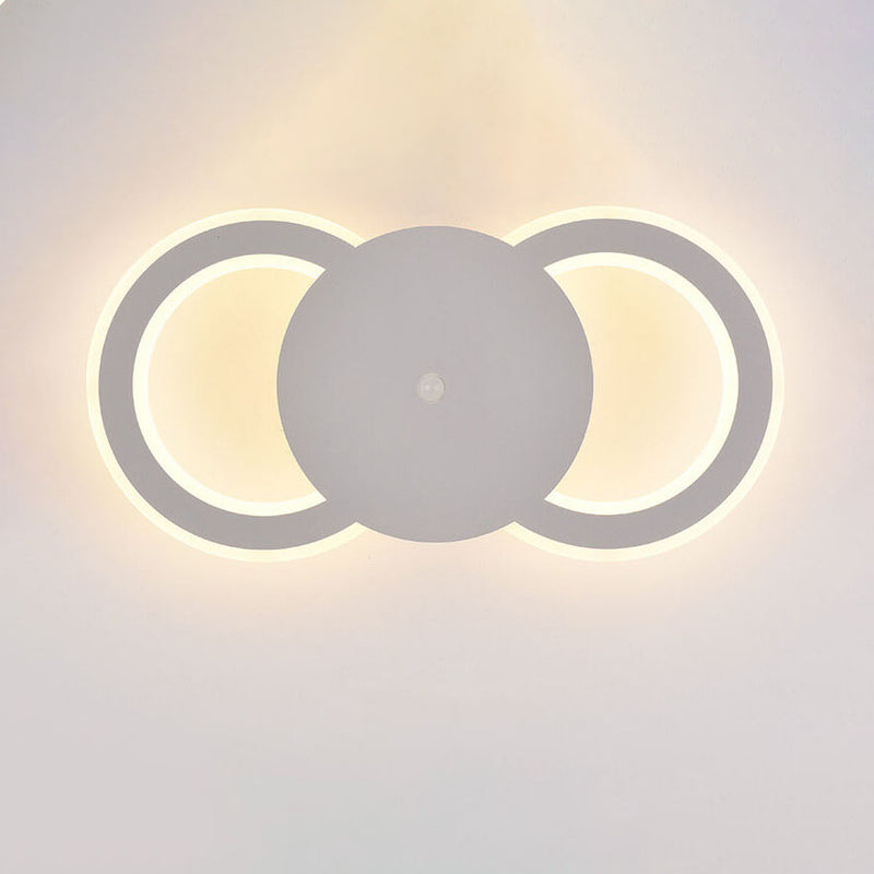 Moderne minimalistische Deckenleuchte aus schwarzem und weißem Metall mit LED 
