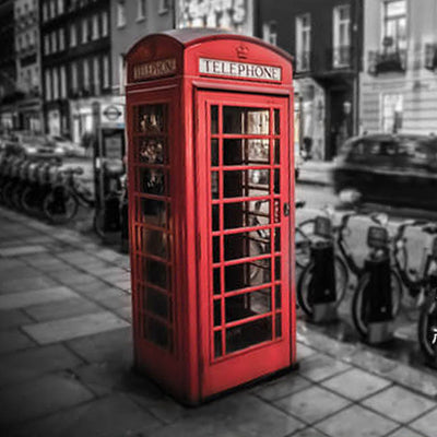 Retro Touch Creative British Phone Booth Design LED Night Light Table Lamp