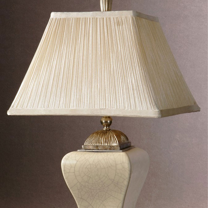 Lampe de table rétro de luxe en céramique avec abat-jour en tissu 1 lumière 