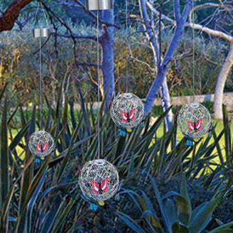 Luz colgante LED con bola de mariposa impermeable para exteriores solar 