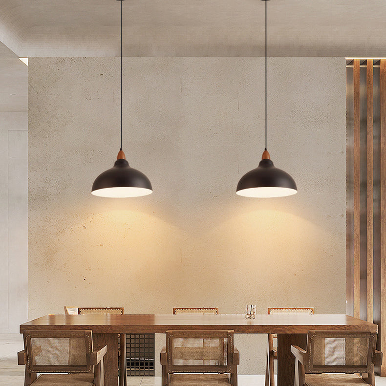 Luminaire suspendu à 1 lumière en forme de bol inversé de style japonais industriel contemporain en fer 