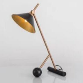 Industrial Metal Horn Shape Shade 1-Light Table Lamp