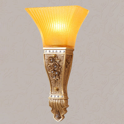 European Retro Glass Carving Resin Flared 1-Light  Wall Sconce Lamp