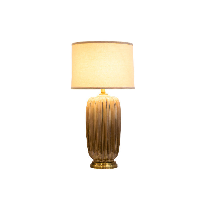 Moderne Stoff-Keramik-Säule Messing 1-Licht Tischlampe 