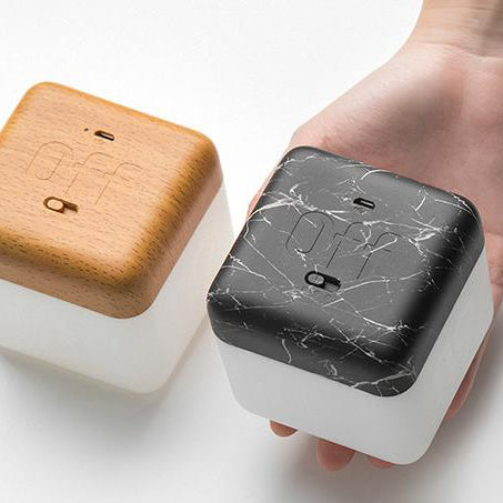 Lampe de table LED rechargeable USB avec minuterie de rotation pour cube magique moderne 