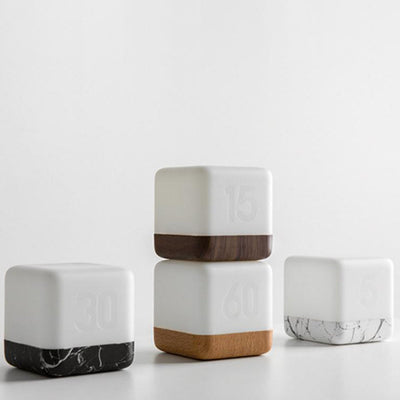 Lampe de table LED rechargeable USB avec minuterie de rotation pour cube magique moderne 