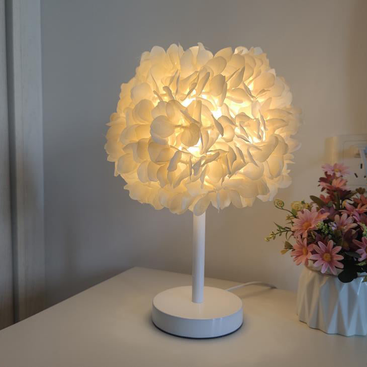 Moderne kreative Stoffblumenball 1-Licht Tischlampe 