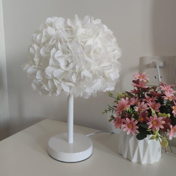 Moderne kreative Stoffblumenball 1-Licht Tischlampe 
