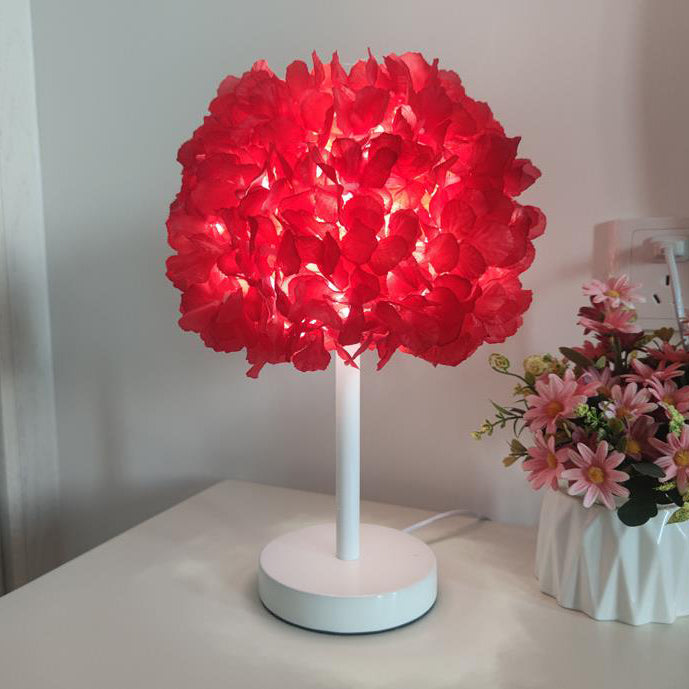 Moderne kreative Stoffblumenball 1-Licht Tischlampe 
