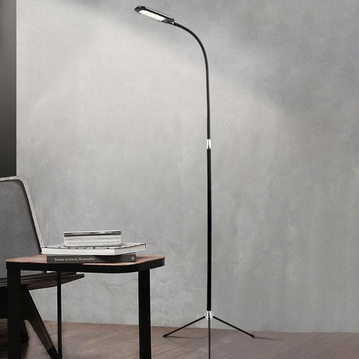 Lámpara de pie LED desmontable con trípode de metal industrial 