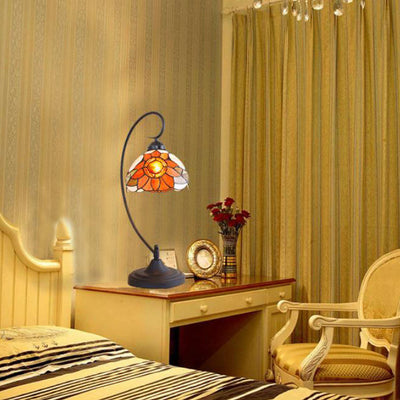 Pantalla de cúpula de vidrio teñido de girasol rústico Tiffany Lámpara de mesa de 1 luz 