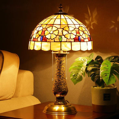 Tiffany European Shell Pattern 2-Light Table Lamp