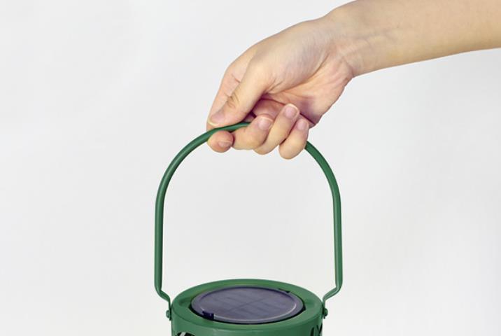 Solar wasserdichtes Eisen-Hohllblatt-Design LED Außen-Dekorationslicht 