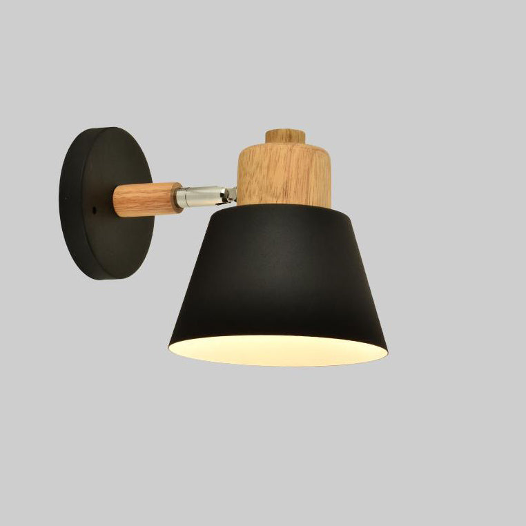 Nordischer Macaron-Kuppel-Kegel-Schirm Holzoberteil 1-Licht-Wandleuchte 