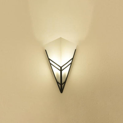 Nordic Creative Iron Triangles Geometry 1-Light Wall Sconce Lamp