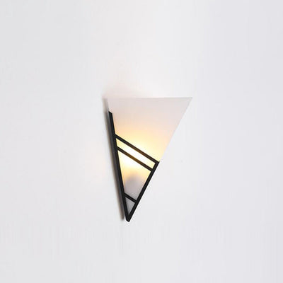 Nordic Creative Iron Triangles Geometry 1-Light Wall Sconce Lamp